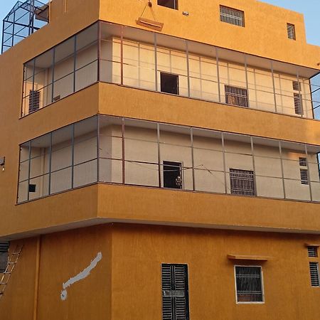 Shri Janki Vatika Hotel Vrindavan Bagian luar foto
